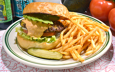 オレンジソースアボカドバーガー